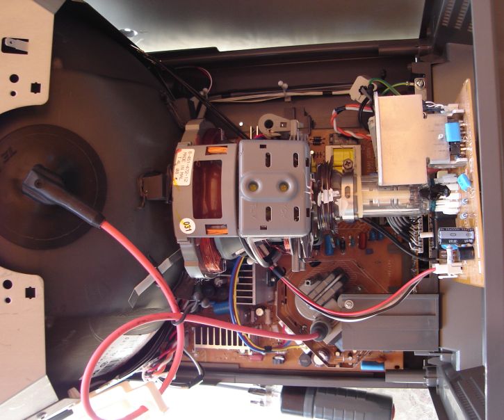 Sony PVM-14L1 Inside 2.JPG
