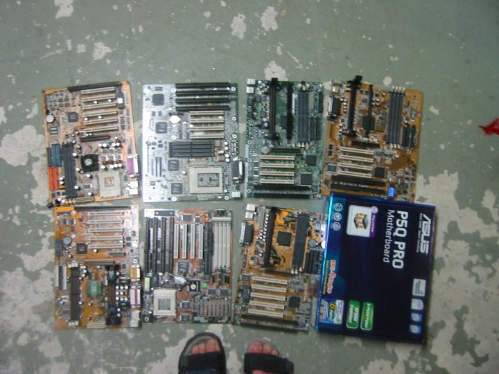 motherboards.jpg