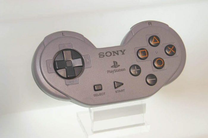 PSX Concept Controller A.jpg