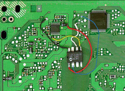 PSX Mod Chip Five Wire.jpg