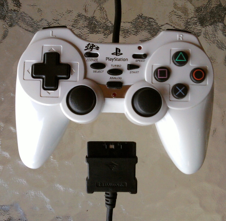 PS2 Fujiwork Controller 01a.jpg
