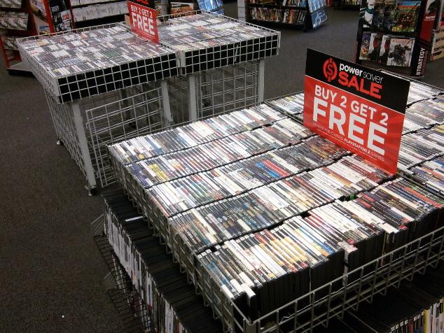 Gamestop PS2 Basket 02a.jpg