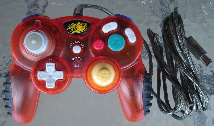 Gamecube MadCatz Pro Pad 5626.jpg