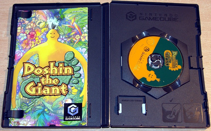 Gamecube PAL Case Doshin Giant Inside.jpg