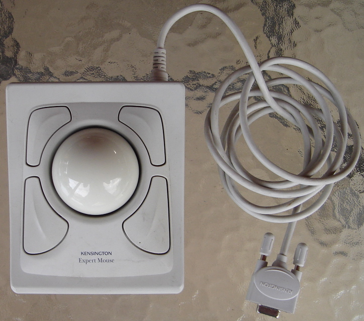 Kenningston Expert Mouse Trakball 64215.jpg