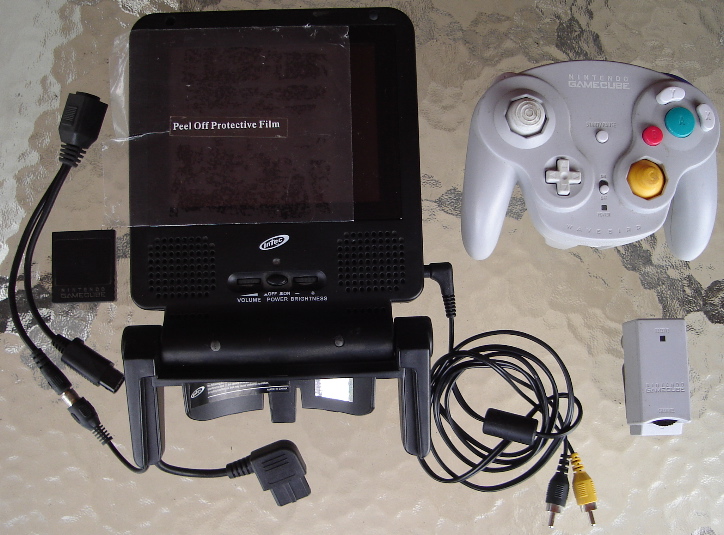 Gamecube Intec Screen - Wavebird - 251 Memory Card.jpg