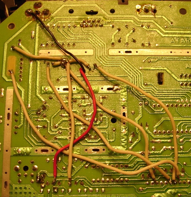 Atari 2600 JR PCB Composite Mod Closeup 04.jpg