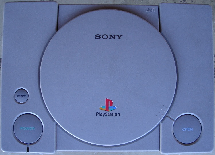 PS1 SCPH-5501.jpg