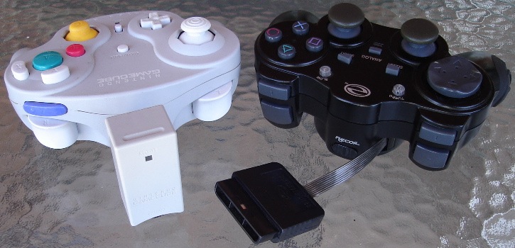 Gamecube Wavebird DOL004 - PS2 Game Elements GPS2RCP.jpg