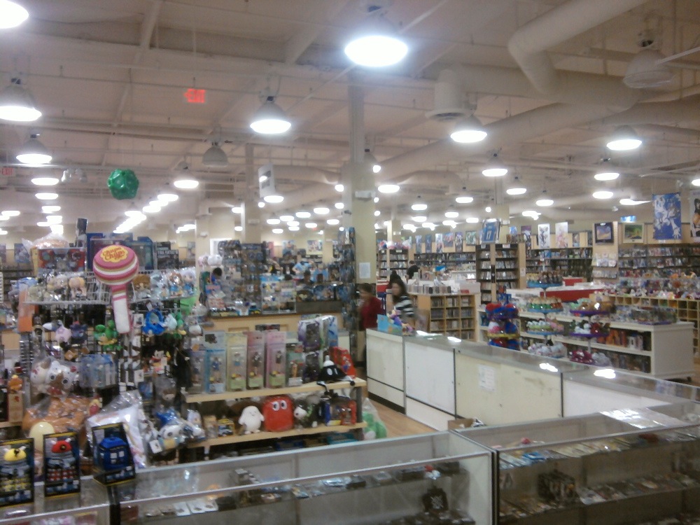 Comics N Stuff Carlsbad 01.jpg