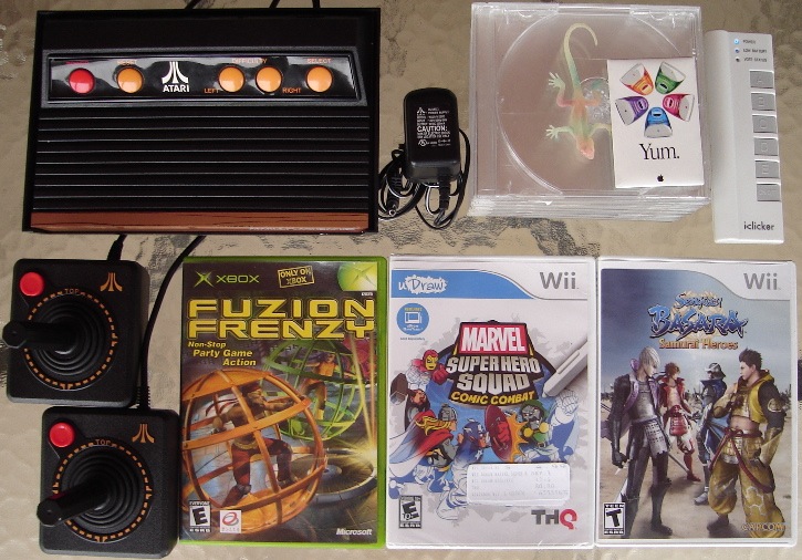 0 Atari Flashback 2 - 7 Jewel Cases - Apple G3 CRT Button - iClicker - Fusion Frenzy - uDraw Marvel Super Hero Squad - Sengoku Basara Samurai Heroes.jpg