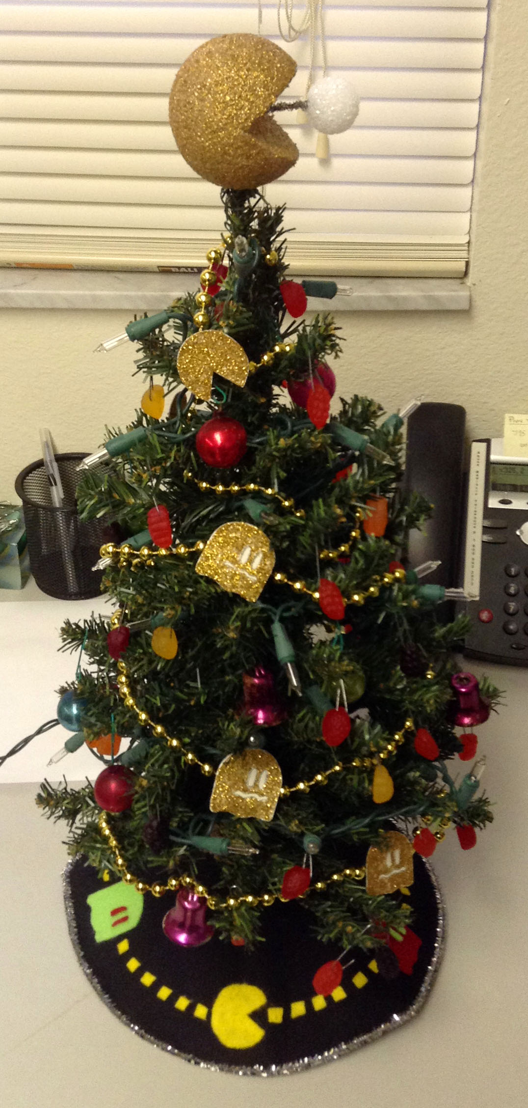 pac_man_tree_2014.JPG